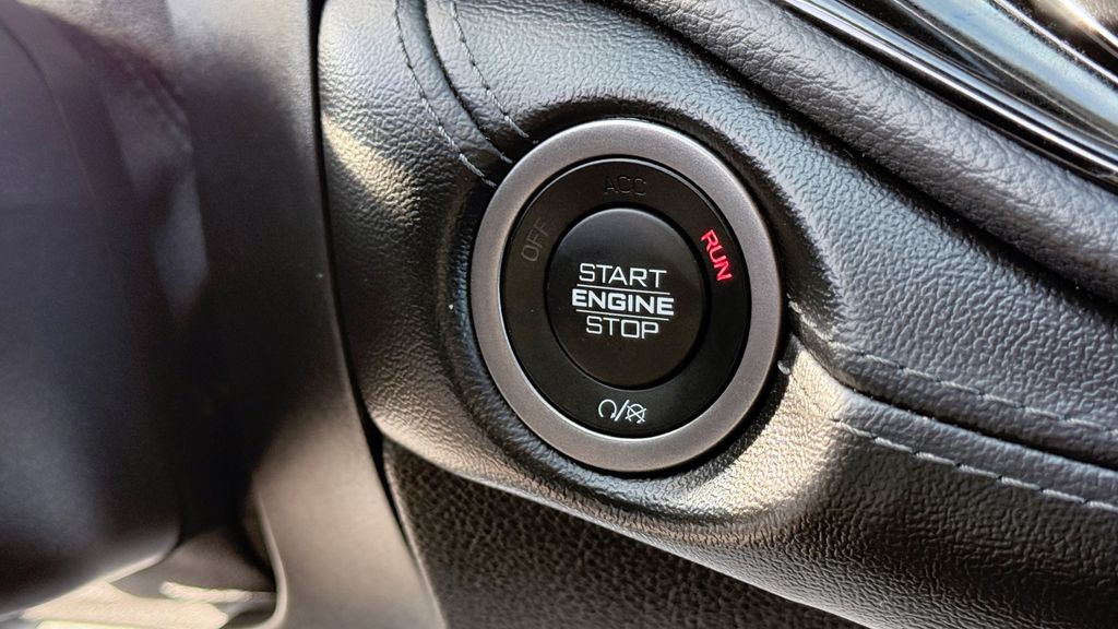 Used 2024 Dodge Durango SXT 4D Sport Utility