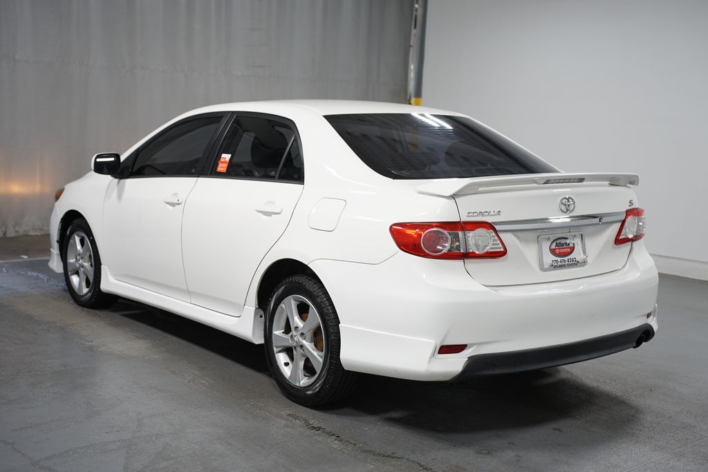 2012 Toyota Corolla LE 6