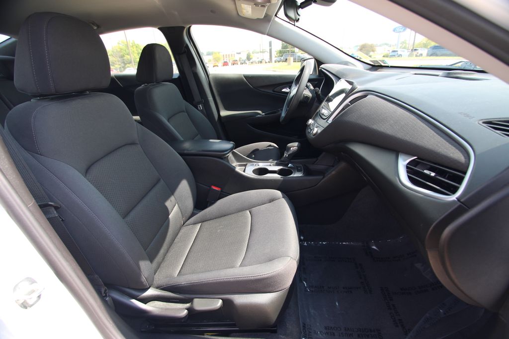 Used 2023 Chevrolet Malibu Sedan