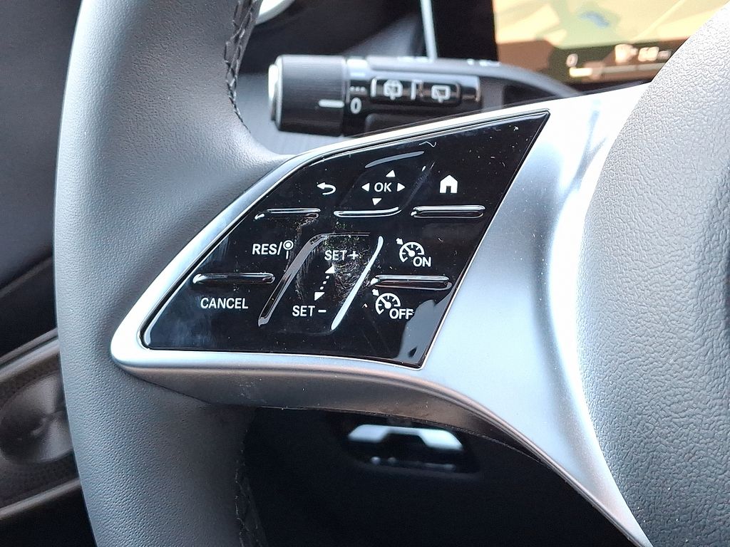 Thumbnail: 2026 Mercedes-Benz GLC - 15