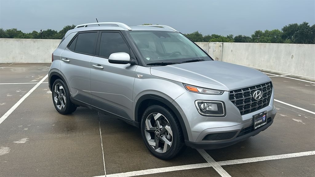 2024 Hyundai Venue SEL Silver at Baytown Hyundai