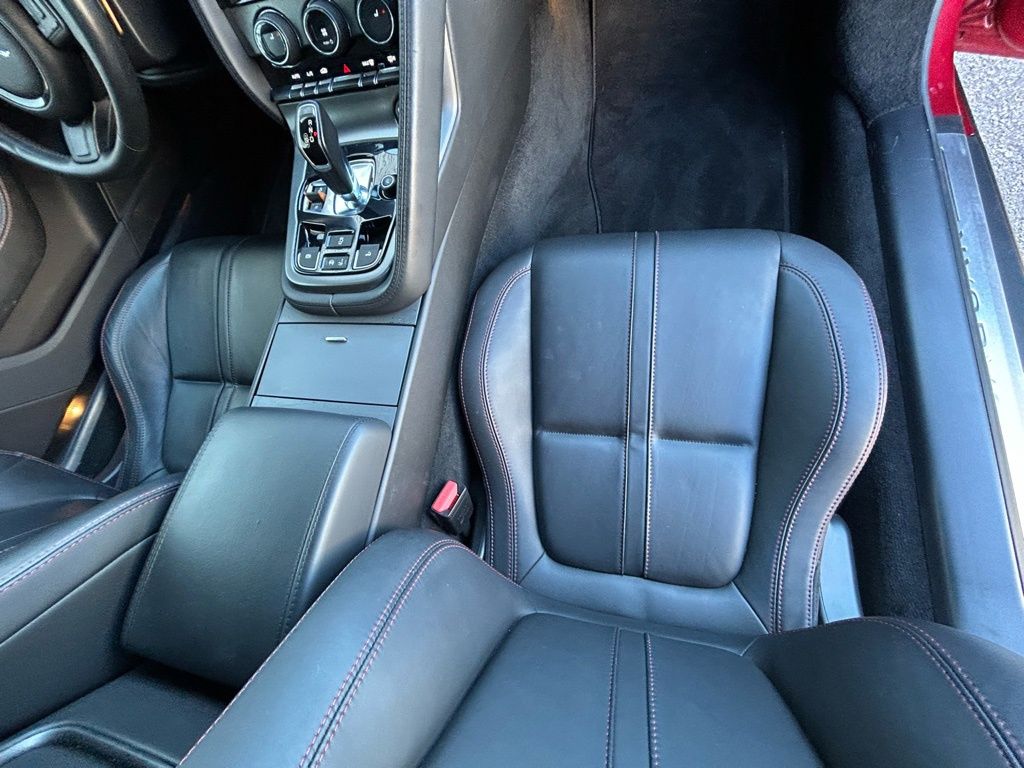 Used 2014  Jaguar S image 58