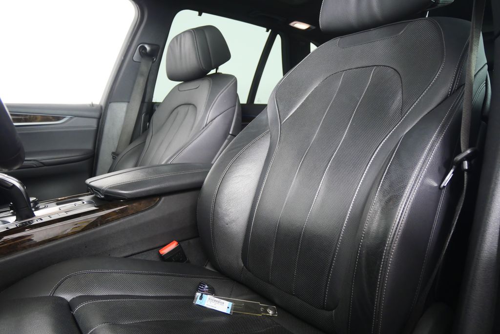 Thumbnail: 2018 BMW X5 - 11