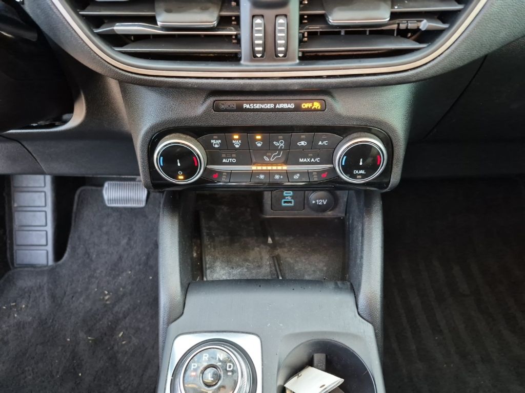 Used Car 2021 Ford Escape  Se For Sale Under $20,000 In Austin, Texas