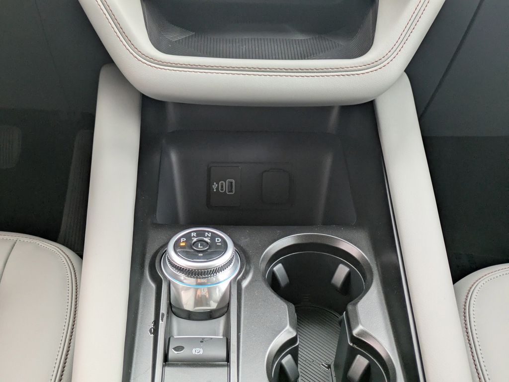 2026 Ford Explorer Active (200A)