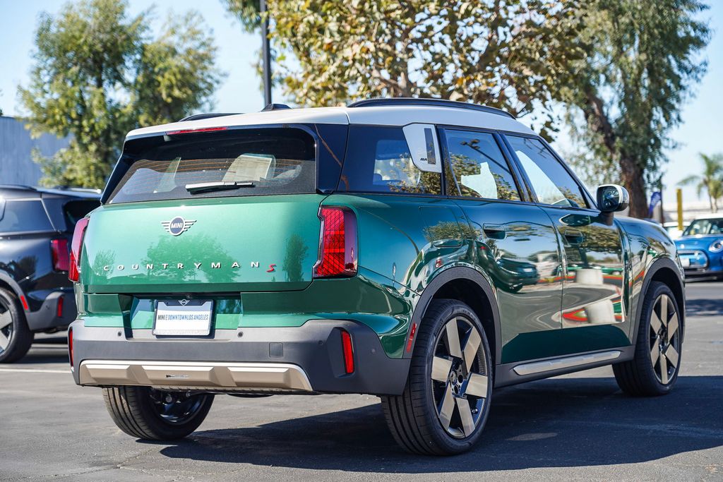 2025 MINI Cooper S Countryman  8