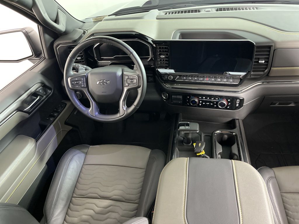Thumbnail: 2024 Chevrolet Silverado 1500 - 3