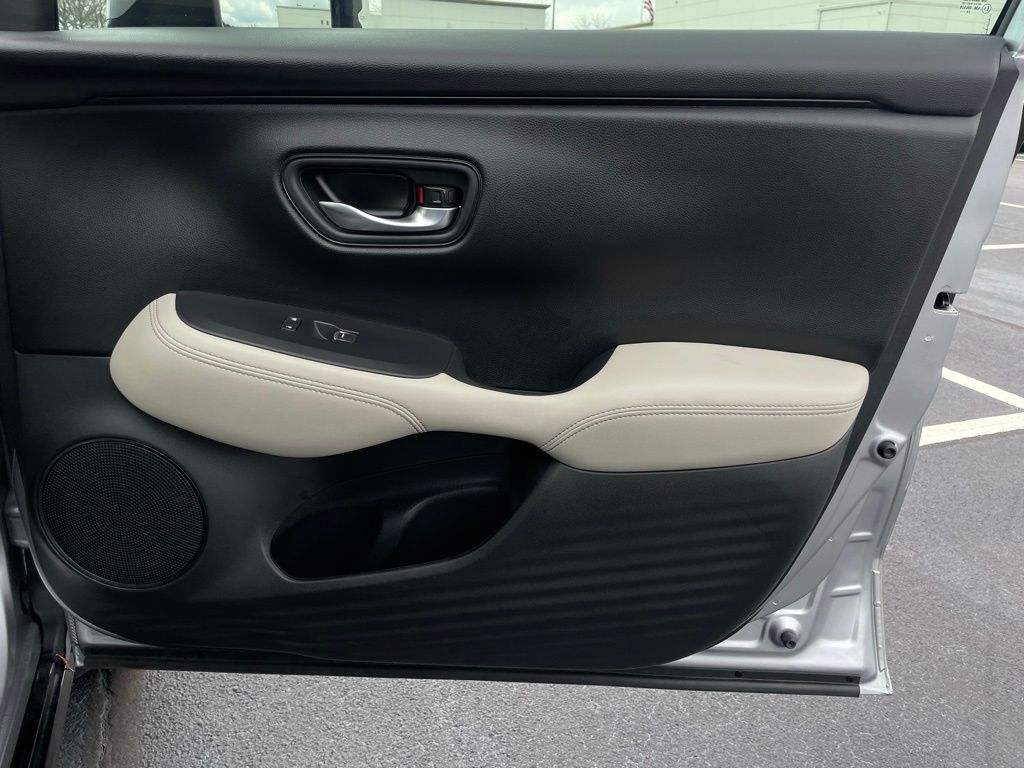 Thumbnail: 2025 Honda HR-V - 30