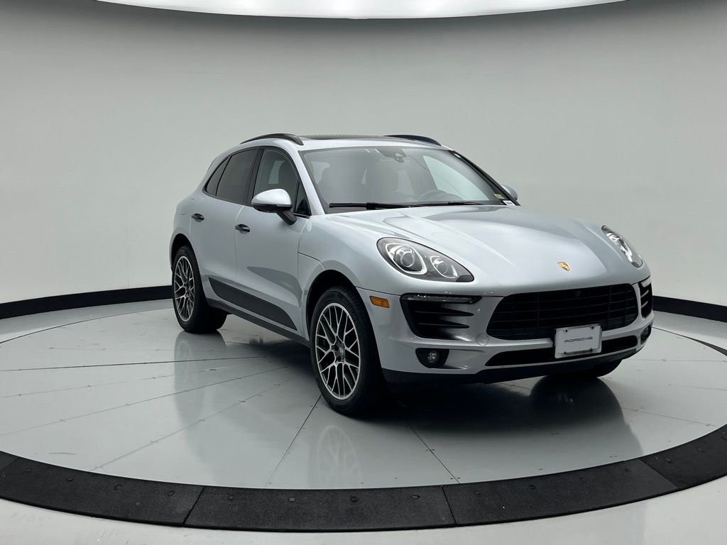 Thumbnail: 2017 Porsche Macan - 7