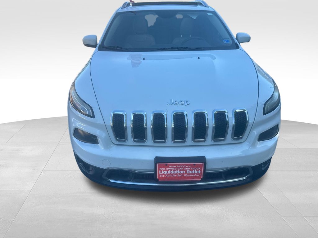 Used 2015 White Jeep Limited image 37