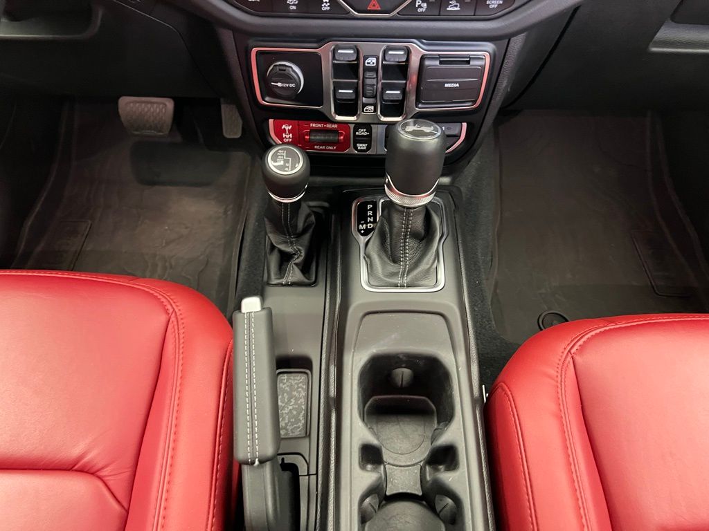 Thumbnail: 2024 Jeep Wrangler - 12