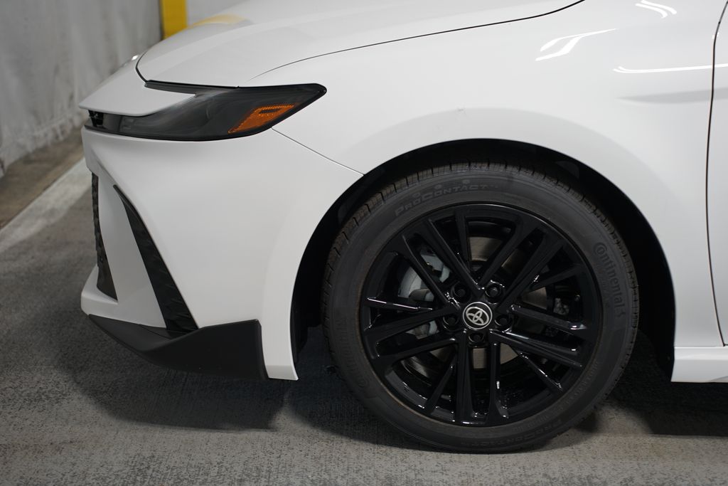 Thumbnail: 2025 Toyota Camry - 5
