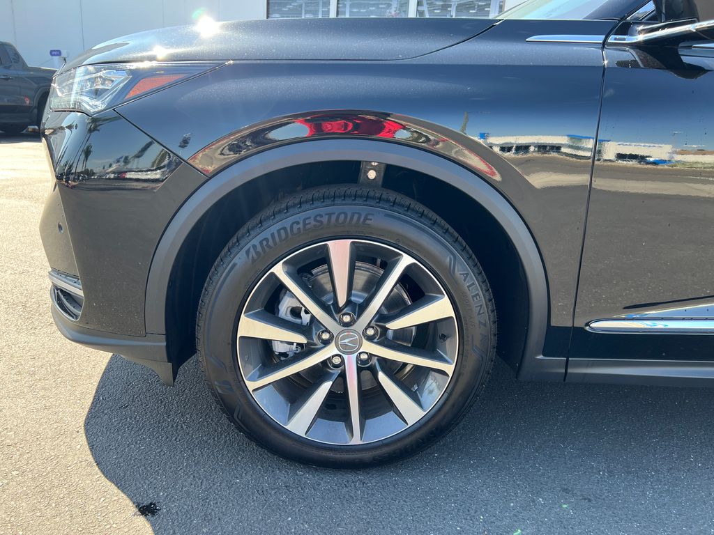 Thumbnail: 2026 Acura MDX - 5