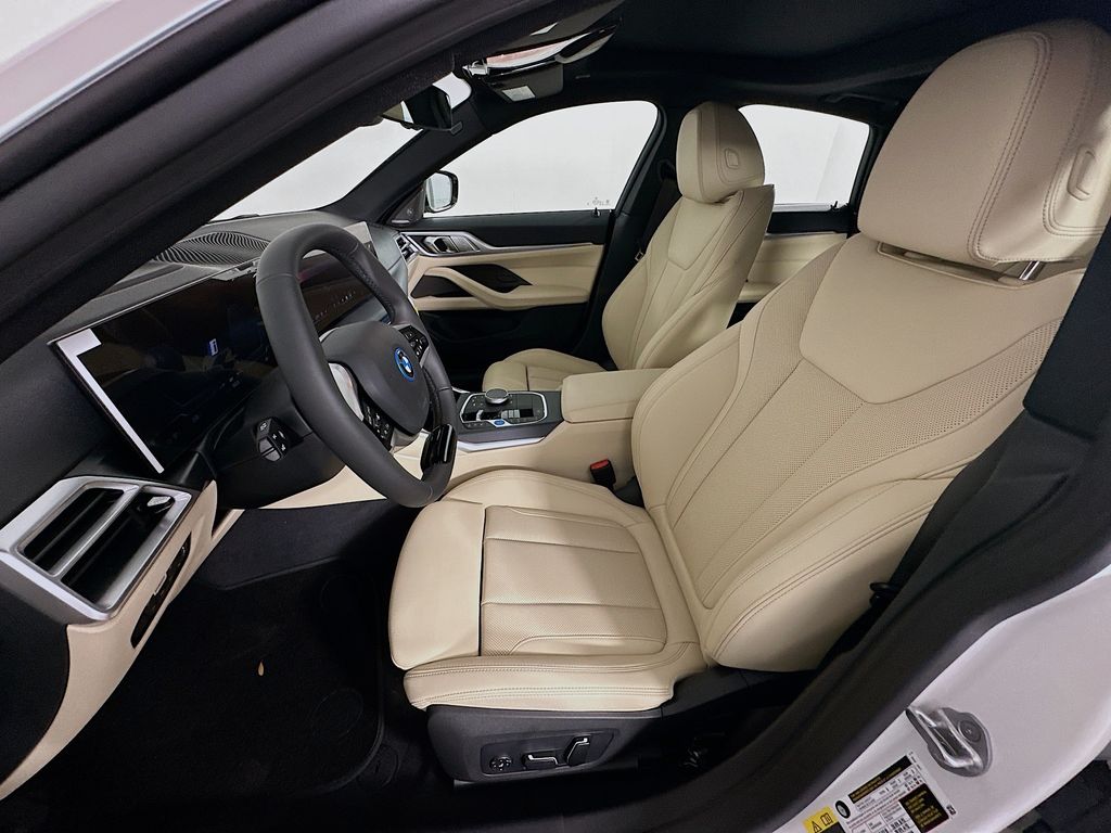 2025 BMW i4 eDrive40 16