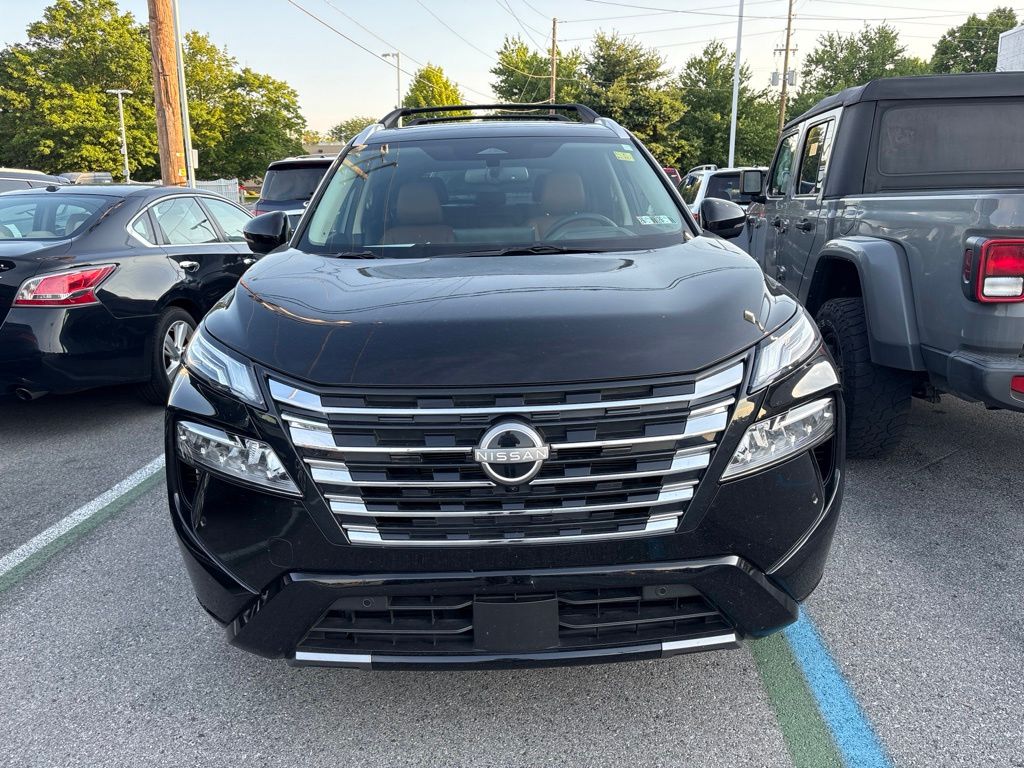 2026 Nissan Rogue — photo 2