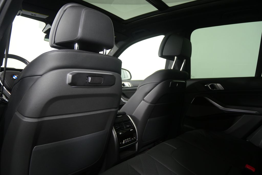 Thumbnail: 2025 BMW X5 - 16