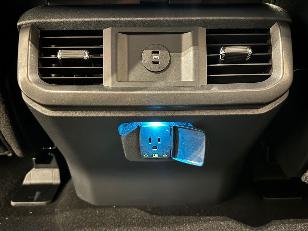 New 2026 Silver Ford Lariat image 28