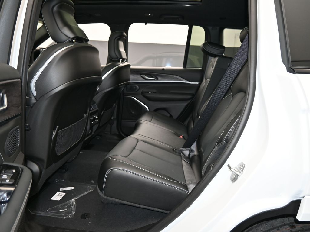 Used 2024 Bright White Clearcoat Jeep Overland image 33