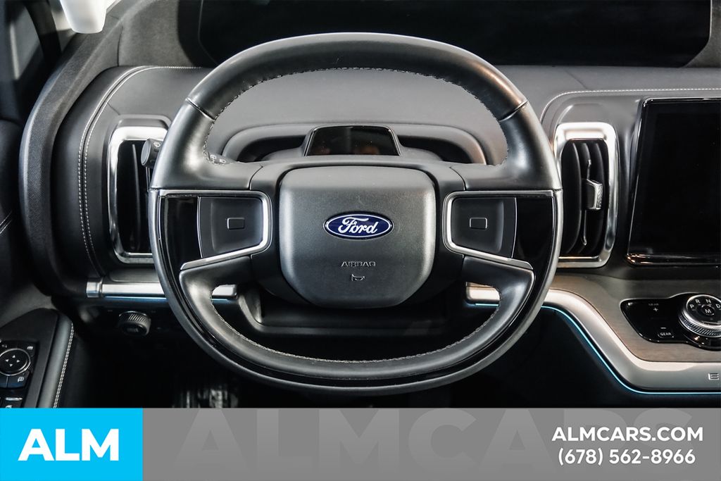 Used 2025 Black Ford Platinum image 30