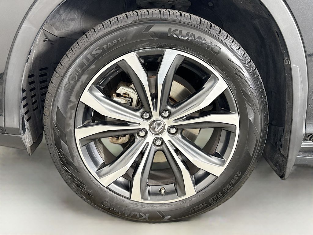 2022 Lexus RX 350L 32