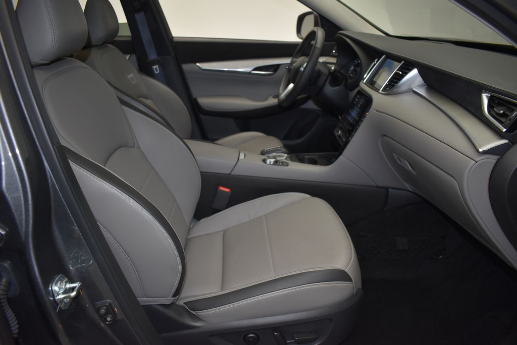 Thumbnail: 2023 INFINITI QX50 - 27