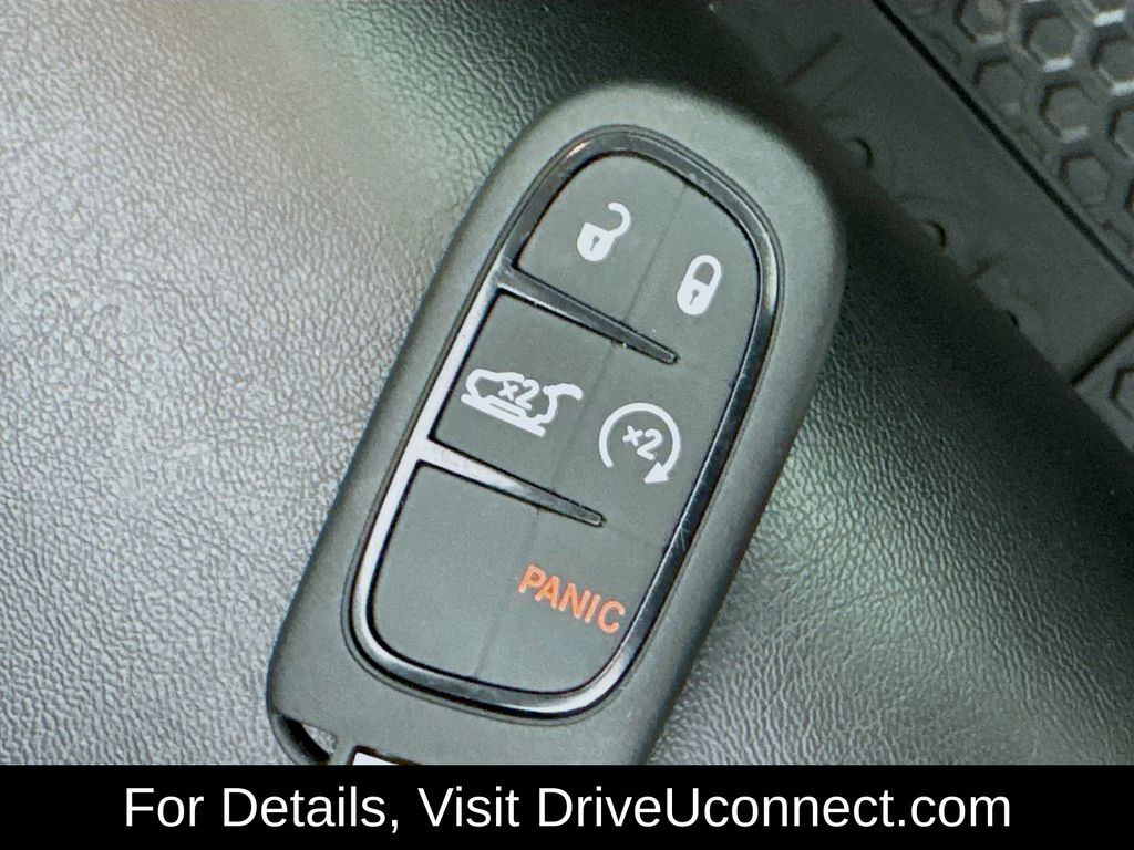 Used Car 2022 Jeep Cherokee  Trailhawk For Sale Under $25,000 In Austin, Texas