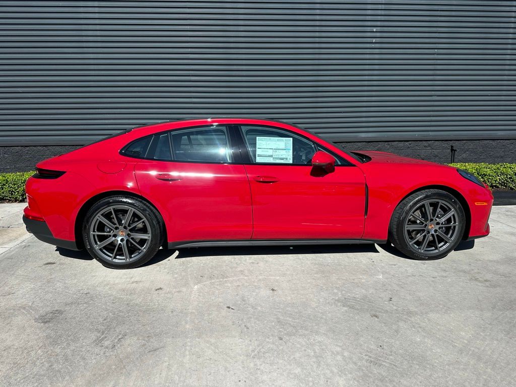 Thumbnail: 2026 Porsche Panamera - 10