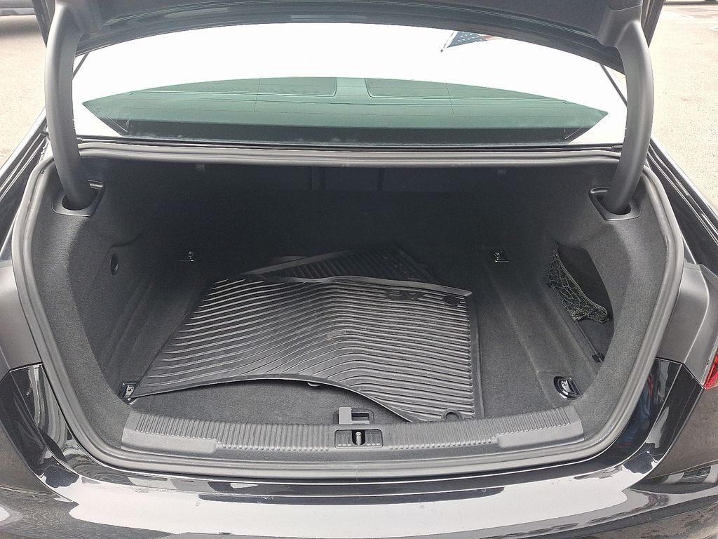 Thumbnail: 2017 Audi A6 - 28