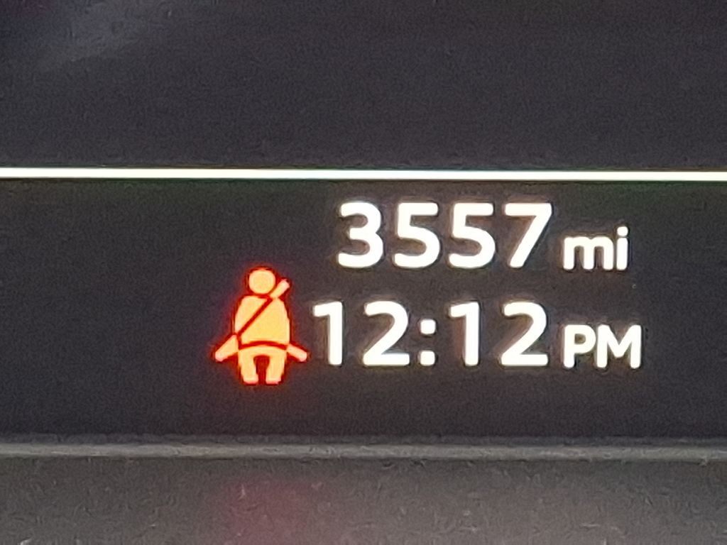 Thumbnail: 2025 Audi SQ5 - 21