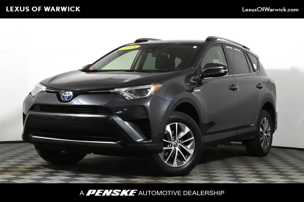 2018 Toyota RAV4 LE -
                Warwick, RI