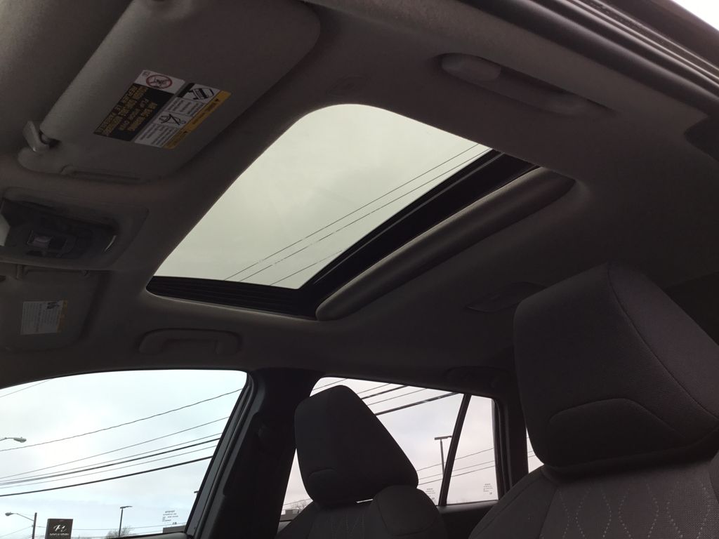 Thumbnail: 2026 Toyota Corolla Cross - 18