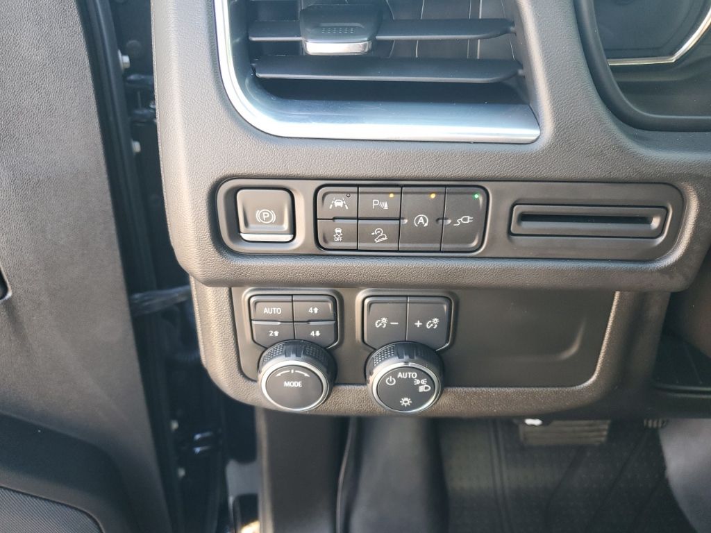 Used Car 2021 Chevrolet Tahoe  Z71 For Sale Under $50,000 In Austin, Texas