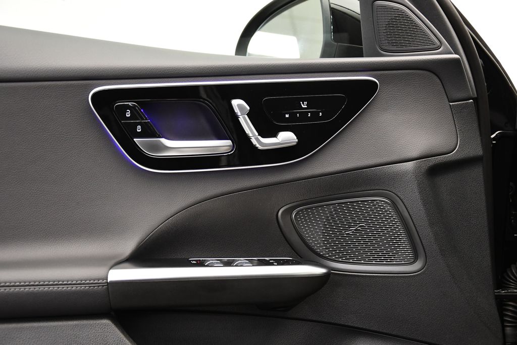 2024 Mercedes-Benz C-Class C 300 32