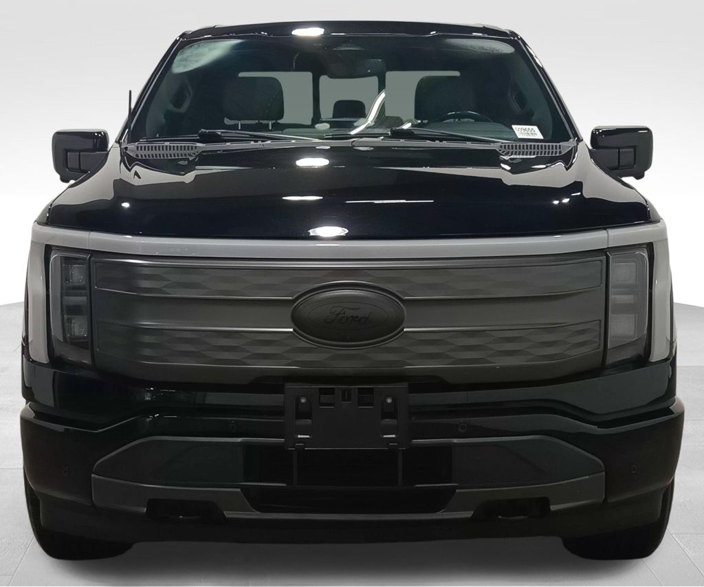 2023 Ford F-150 Lightning LARIAT
