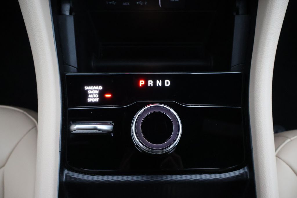 Thumbnail: 2024 Jeep Grand Cherokee L - 20