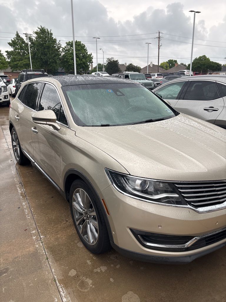 White Gold Metallic 2017 Lincoln MKX Reserve AWD SUV / Crossover All-Wheel Drive 6-Speed Automatic