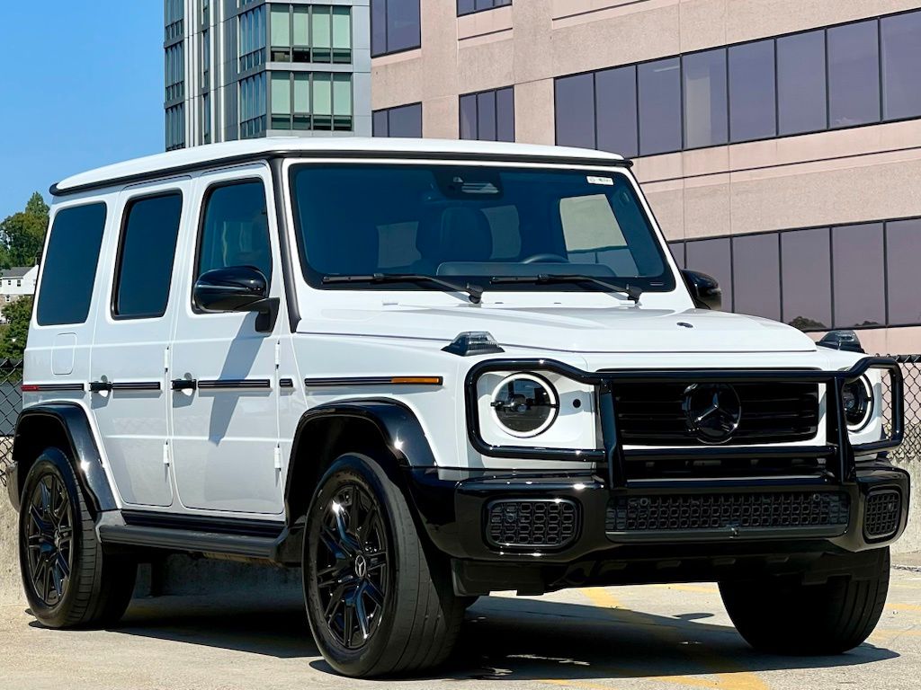 MANUFAKTUR Moonlight White Metallic 2026 Mercedes-Benz G-Class SUV / Crossover All-Wheel Drive 9-Speed Automatic