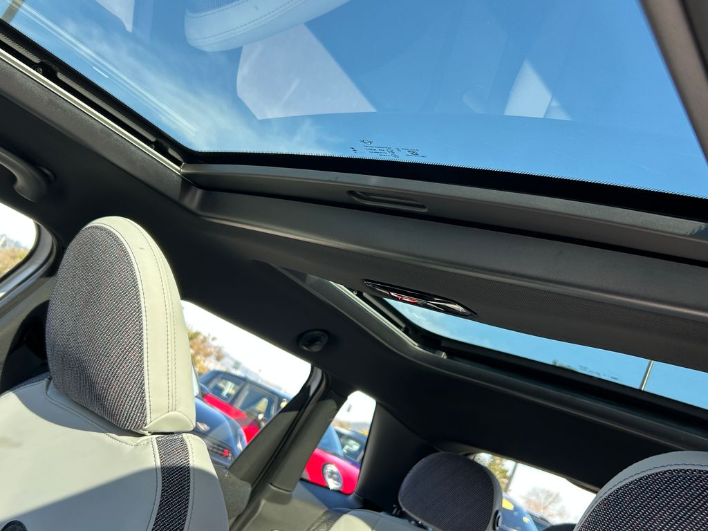 Thumbnail: 2026 MINI Cooper - 16