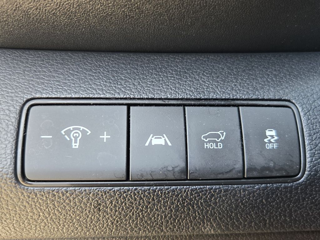 2023 Hyundai Santa Fe - $22,347