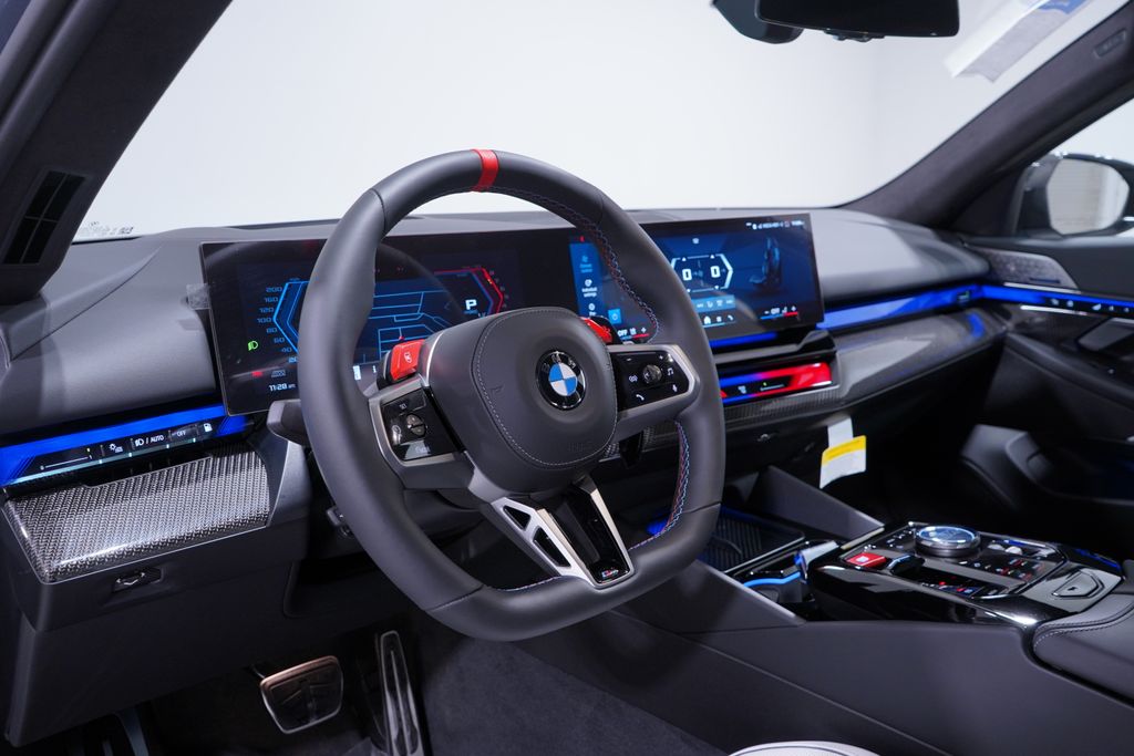 2025 BMW M5 Base 12