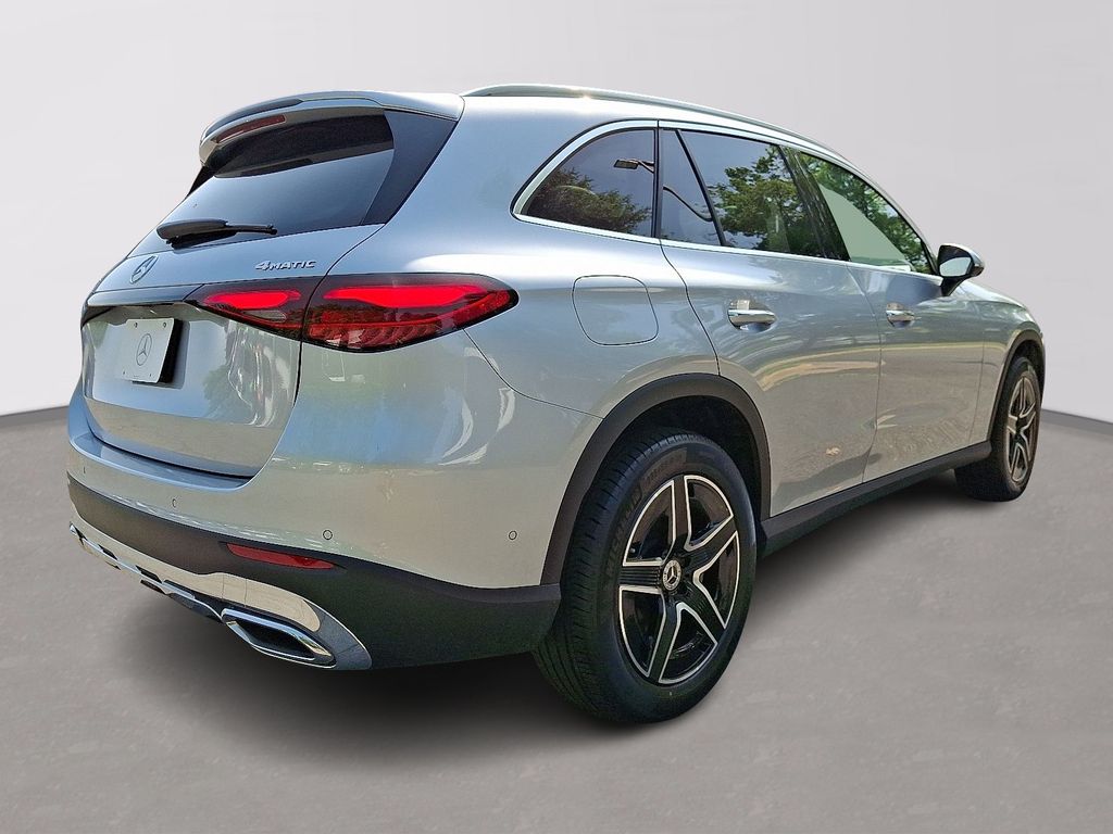 Thumbnail: 2026 Mercedes-Benz GLC - 4