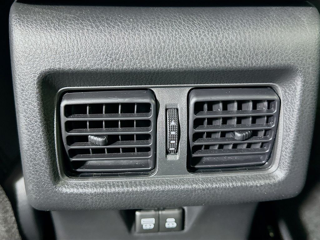 Thumbnail: 2025 Toyota Camry - 26