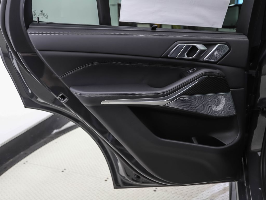 Thumbnail: 2026 BMW X5 - 20