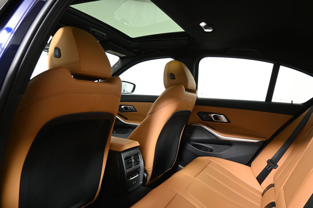 Thumbnail: 2026 BMW 3 Series - 32