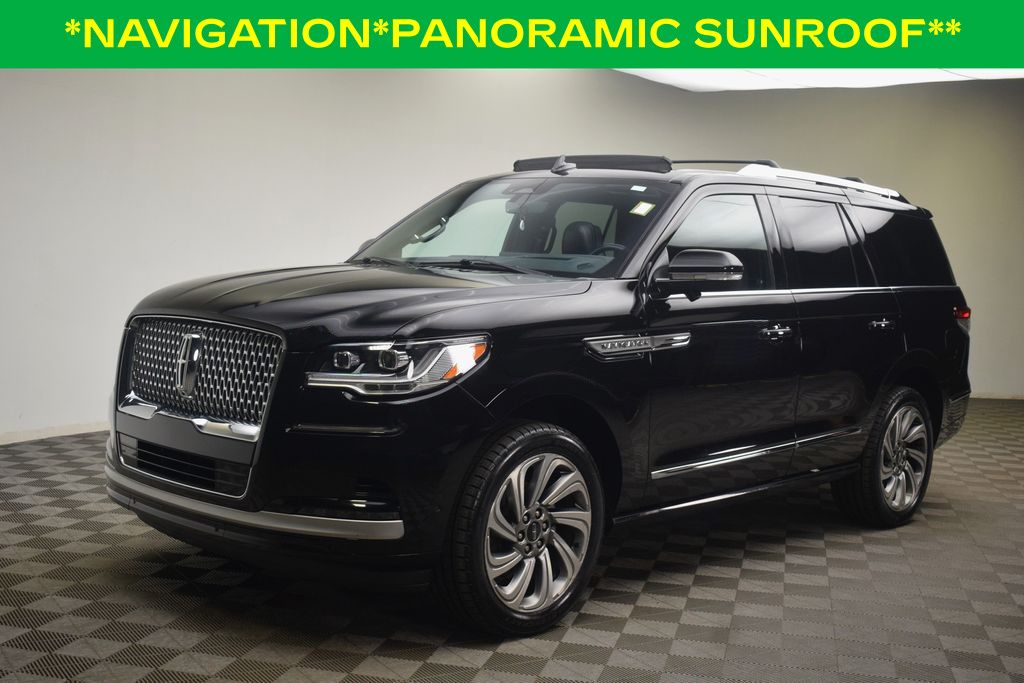 used 2022 Lincoln Navigator car, priced at $37,000