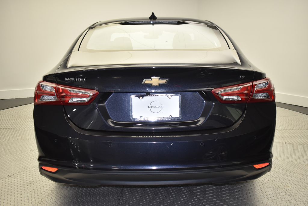 Thumbnail: 2022 Chevrolet Malibu - 6
