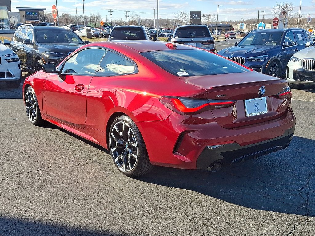Thumbnail: 2026 BMW 4 Series - 4