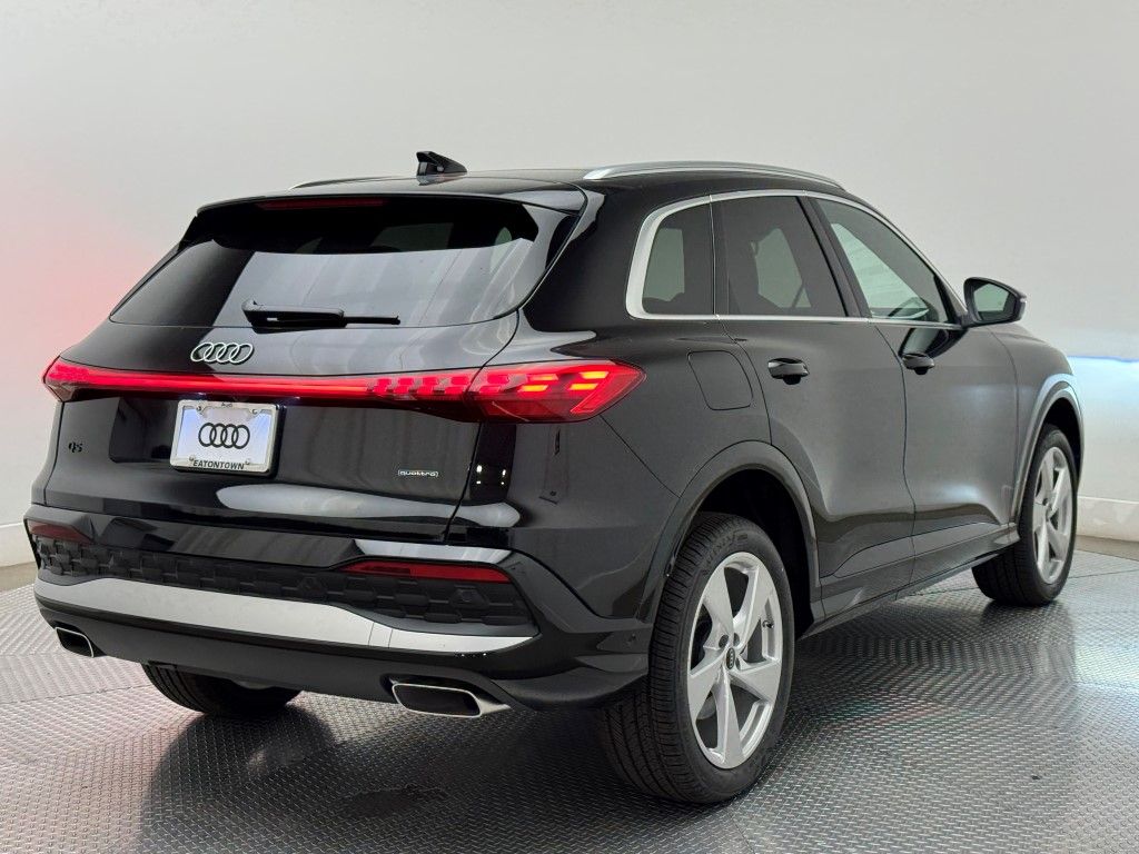 2025 Audi Q5 Premium 8