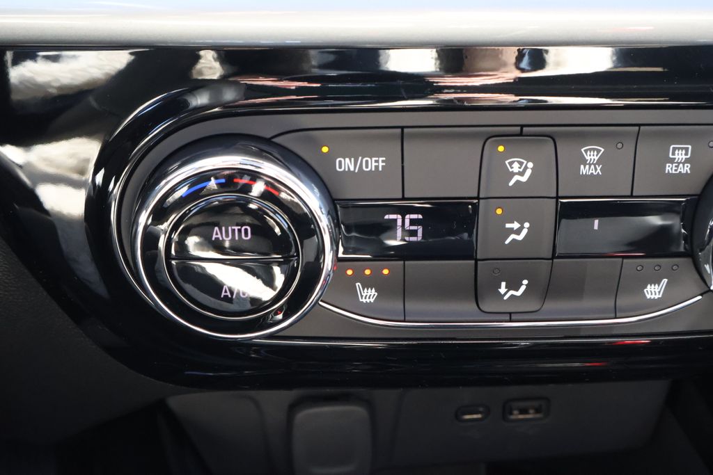 Thumbnail: 2026 Chevrolet Trax - 29