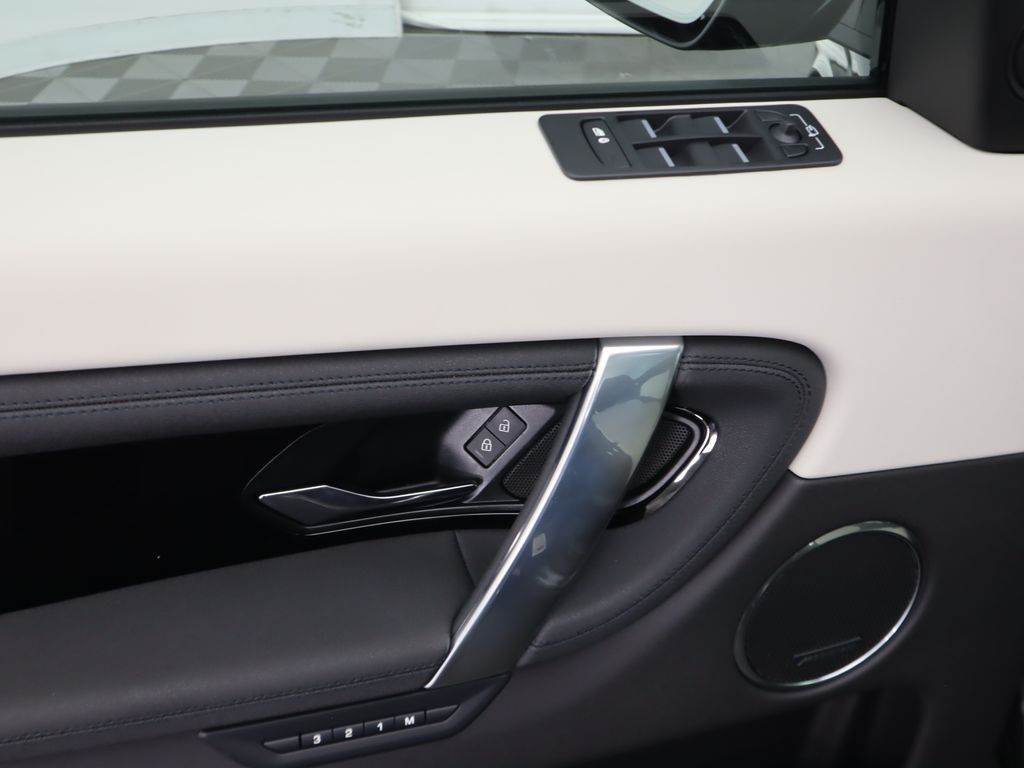 2024 Land Rover Discovery Sport S 24